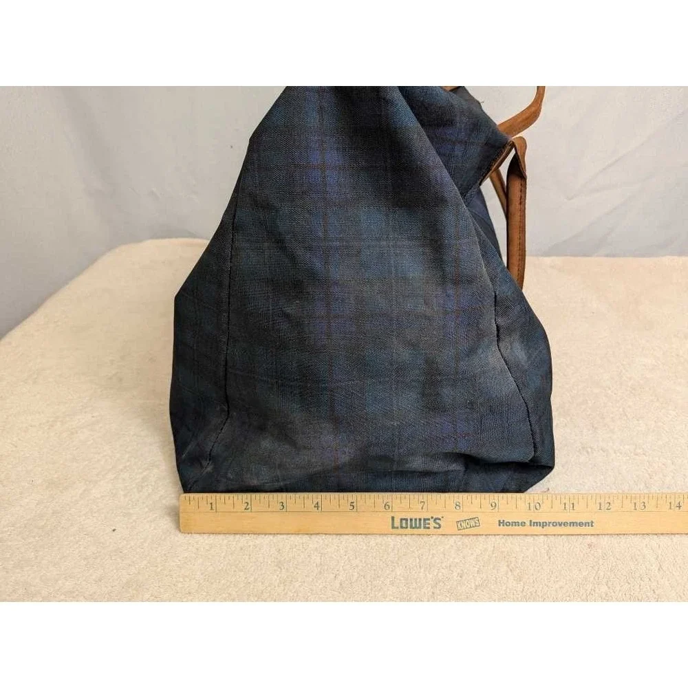 SEC‎ Conference Duffle Bag Navy Plaid Leather Trim Travel Weekender NCAA